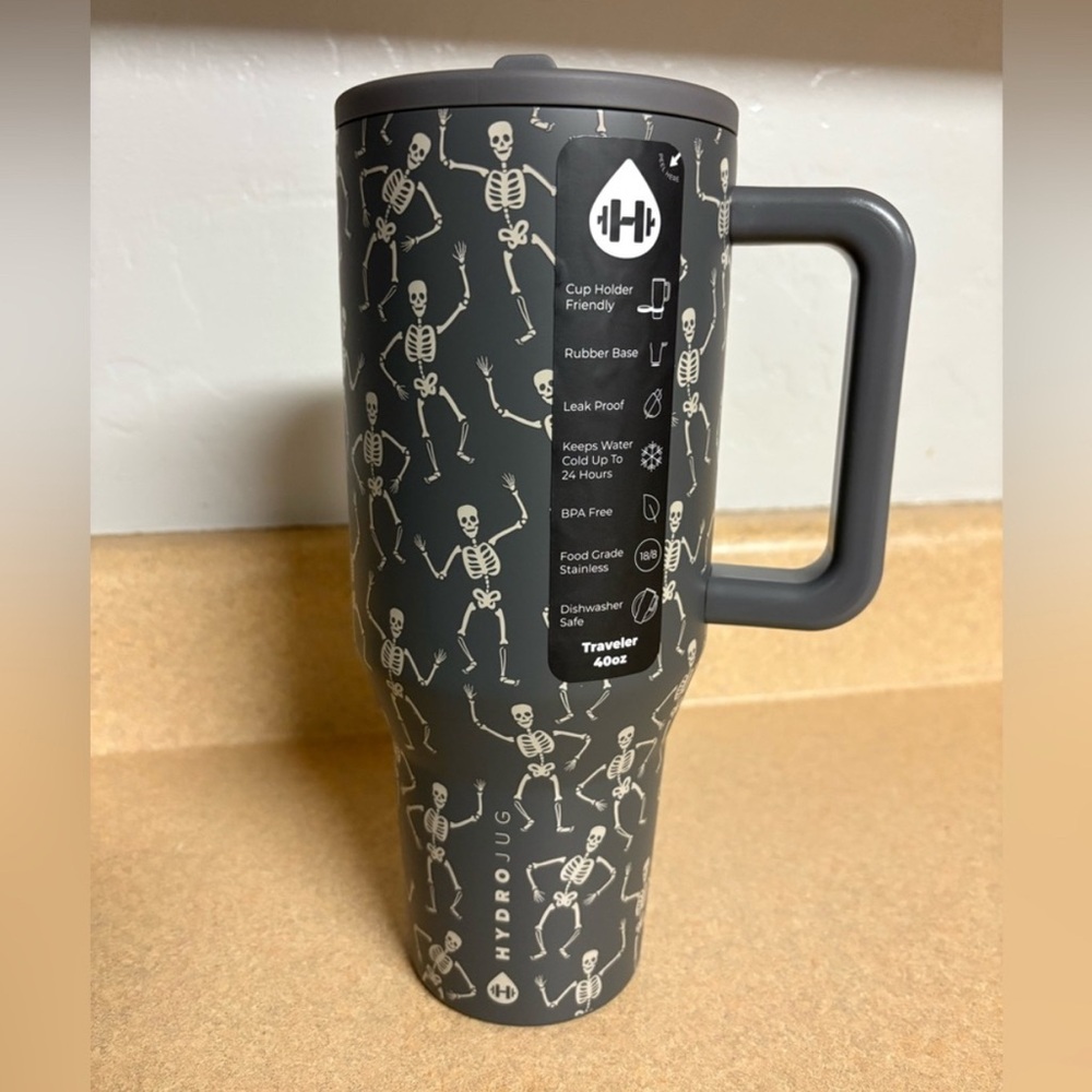 HydroJug Black Skeleton Design Mug